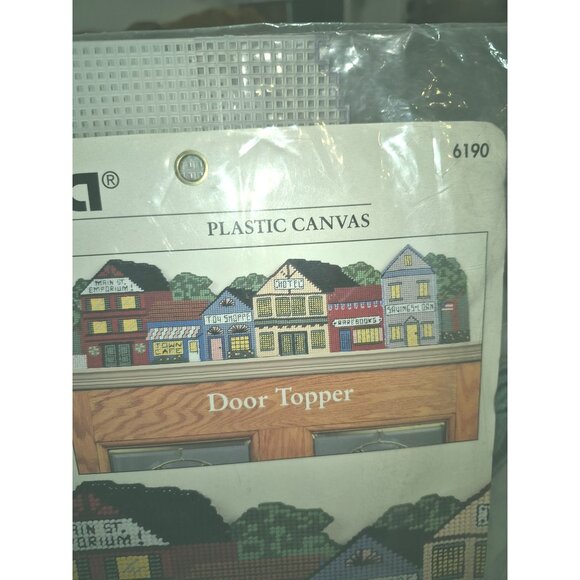 Bucilla Main Street Plastic Canvas Door Topper Kit 6190 - Picture 2 of 6
